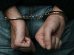 Новости: В Симферопольском районе избили инспекторов ГАИ. Нападавшие арестованы
