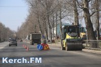 Новости » Общество: В Керчи Генерала Петрова практически заасфальтировали