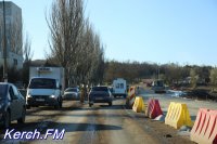 Новости » Общество: На Верхнем Солнечном ремонтируют закрытую полосу дороги