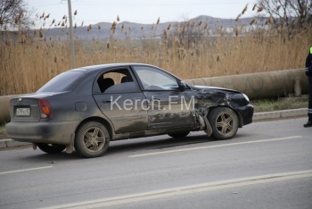 Новости » Криминал и ЧП: На Буденного столкнулись «Mitsubishi» и «Daewoo»