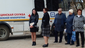 Новости » Общество: В Ленинском районе провели обследования на передвижном флюорографе