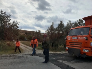 Новости » Общество: Крым закупит технику для содержания автодорог на 1 млрд рублей