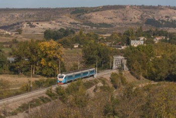 Новости » Общество: В электричках Крыма подорожал проезд