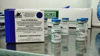 Новости » Общество: Более 80 тысяч доз вакцины от коронавируса уже поступило в Крым