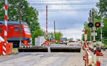 Новости » Общество: Штраф за нарушение правил переезда ж/д путей увеличили в пять раз