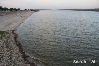 Новости » Общество: Крым начал расходовать накопленную воду