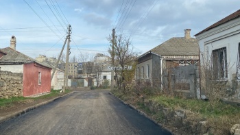 Новости » Общество: В переулке 3-м Вокзальном заасфальтировали дорогу