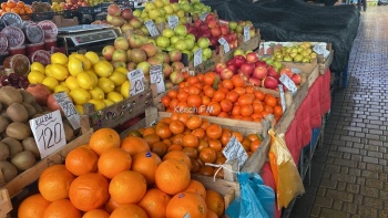 Новости » Общество: Обзор цен на продукты на центральном рынке в Керчи