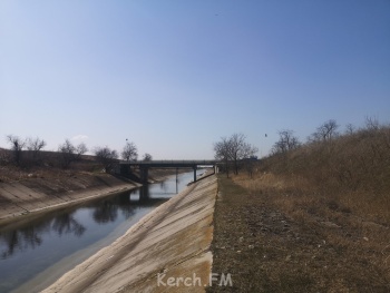 Новости » Общество: Воду для полива из Северо-Крымского канала в этом году сделают  бесплатной