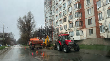 Новости » Общество: На Кирова водоканал устранят порыв