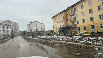 Новости » Общество: Рабочих нет больше месяца: на Войно-Ясенецкого все пропали и все замерло