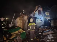 Новости » Криминал и ЧП: В Крыму на пожаре пострадали мать и полуторогодовалый малыш