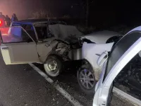 Новости » Криминал и ЧП: В Крыму в аварии погибли два человека и четверо пострадали