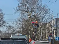 Новости » Общество: В Керчи перенастроили светофор на Пошивальникова-Генерала Петрова