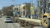 Новости » Общество: Движение затруднено! На Горьковском мосту идут работы