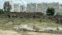 Новости » Коммуналка: Две недели никому нет дела до порыва на Индустриальном шоссе в Керчи
