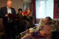 Сегодня керченскому ветерану Владимиру Лысенко исполнилось 100 лет
