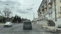 Новости » Общество: Появились новые парковочные места: на ул. Свердлова уложили второй слой асфальта