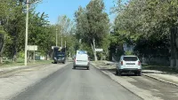 Новости » Общество: В Керчи на Кирова продолжают укладывать асфальт