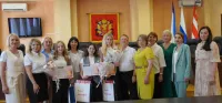 Новости » Общество: Три успешные выпускницы Керчи поедут на "Алые паруса" в Санкт-Петербург