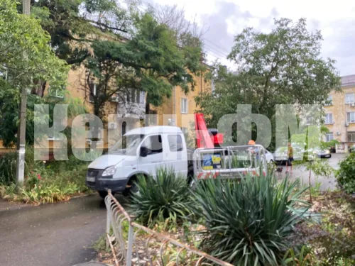 Новости » Общество: Сегодня с 5 часов утра керченский РЭС устраняет аварии на своих сетях