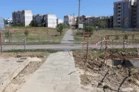 Новости » Общество: На Ворошилова в Керчи к началу учебного года восстановили тротуар