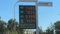 Новости » Общество: В Керчи снова поднялась цена на топливо