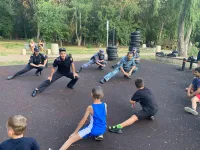 Новости » Спорт: В Керчи полицейские присоединились к Всероссийской акции «Зарядка со стражем порядка!»