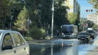 Новости » Коммуналка: На Свердлова произошел порыв водовода