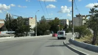 На Горьковском мосту забыли нанести разметку
