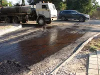 В районе Сморжевского в Керчи сегодня асфальтируют съезды