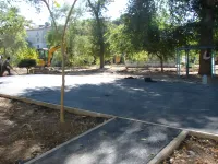 В районе квартала по Всесоюзной, 10 в Керчи работы по комплексному благоустройству продолжаются