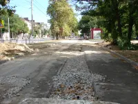 Новости » Общество: На дороге-дублере Генерала Петрова в Керчи водоканал убрал яму
