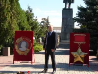 Город-герой Керчь в свой День города почтил память защитников, павших в годы ВОВ