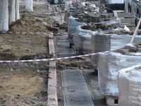 Новости » Общество: На улице Козлова в Керчи готовятся делать новые тротуары