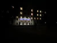 Новости » Общество: Школа искусств им. Р.Сердюка в Керчи каждый вечер погружается в непроглядную темноту