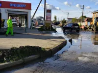 Новости » Общество: Керчане обеспокоены состоянием городских улиц