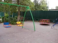 Новости » Общество: На Генерала Петрова, 24 в Керчи обновили элементы спортивной и детских площадок