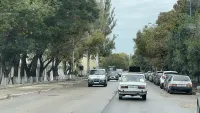 На Кирова в Керчи продолжают укладывать новый асфальт