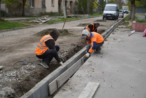 Новости » Общество: На Старом Стеклотарном завершили работы по асфальтированию дорог