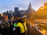 Новости » Общество: В Керчи зажгли свечи памяти в память о погибших в ДТП