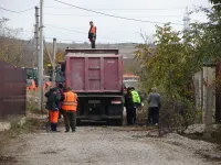 Новости » Общество: Ремонт улично-дорожной сети в Керчи дошел до улицы Капитана Алиева