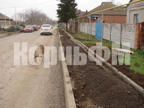 Во время ремонта дороги по улице Попова в Керчи возникла проблема