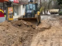 Новости » Общество: У Керченской поликлиники №3 заасфальтируют тротуар