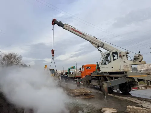 В Керчи завершили аварийные работы на теплотрассе в районе Ворошилова, 9 А