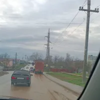 Новости » Криминал и ЧП: В Керчи столкнулись фура и легковушка