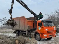 Новости » Общество: В Керчи продолжается работа по ликвидации стихийных свалок