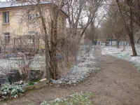 Во дворы домов по улицам Суворова-Энгельса в Керчи идет благоустройство