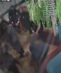 Новости » Криминал и ЧП: В Крыму недовольные посетители избили работника кафе