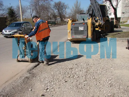 "СТГ-Юг" готовит к асфальтировке в Керчи все съезды на дорогу по Кирова